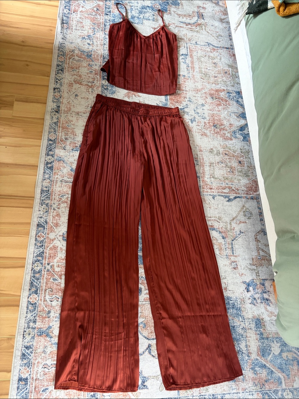 GAP Wide-Leg Pleated Satin Pants and top in Rust